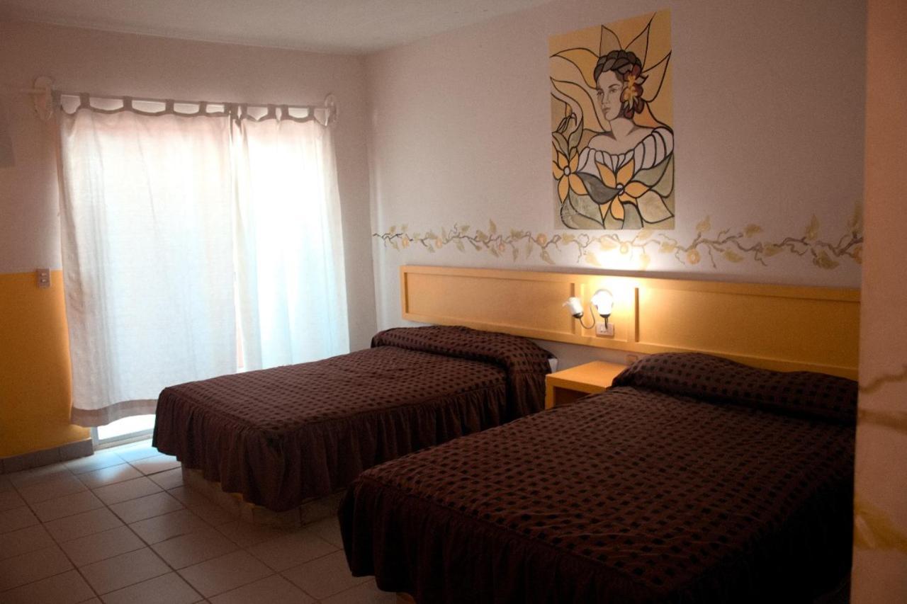 Hotel Y R.V. Park El Moro ロレト エクステリア 写真